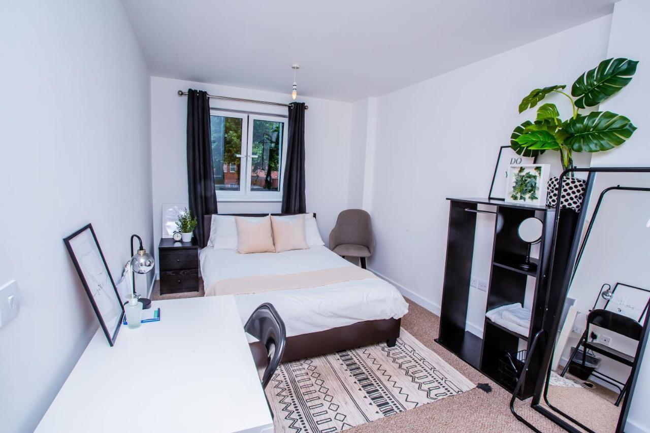 Nest Easy - Alpha House Apartment Northampton Room photo
